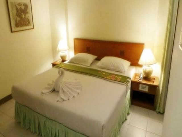 On The Hill Karon Resort-Deluxe Garden View Room-2