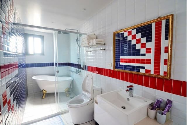 Say Yeah Inn-204 Enjoy the blue quadruple room-3