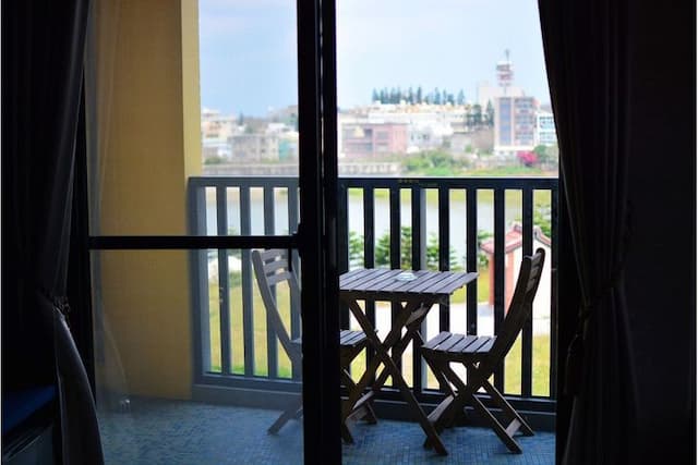 Say Yeah Inn-204 Enjoy the blue quadruple room-4