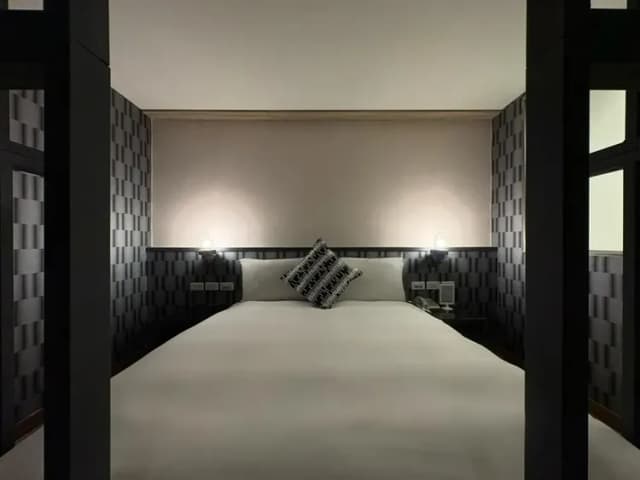 雙人房（每間裝潢不同）