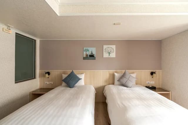 雙床房（每間裝潢不同）