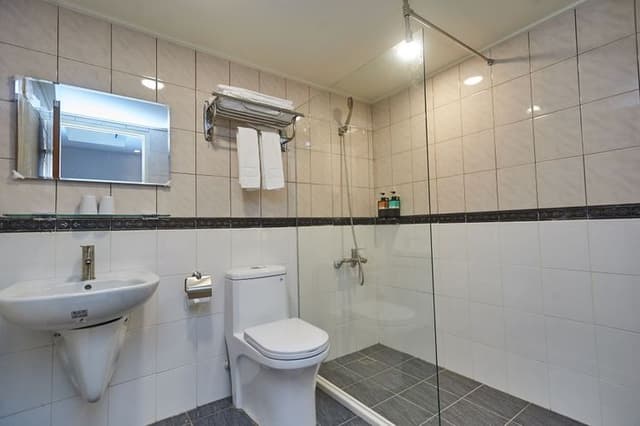 乾溼分離房型(提供浴巾、毛巾、沐浴用品)