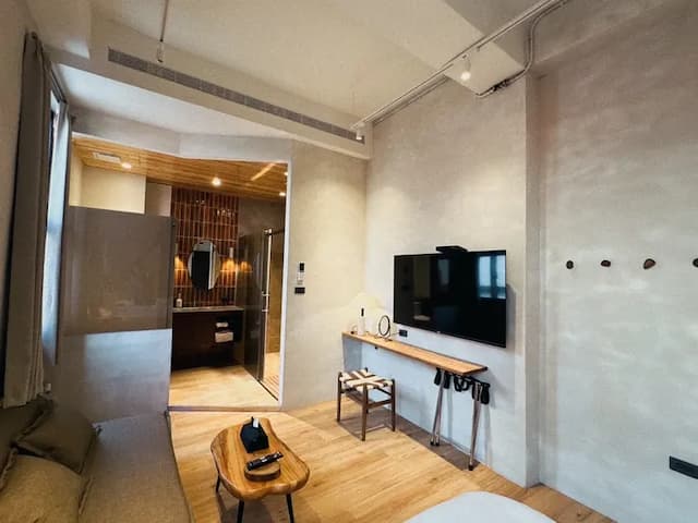 Spring Stay Inn-Deluxe Triple Room-9