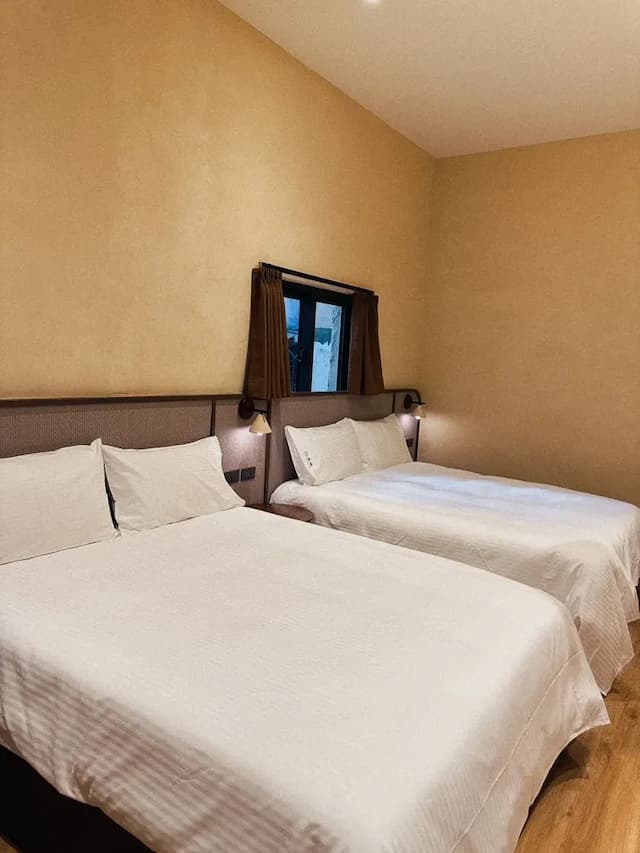 Spring Stay Inn-Superior Quadruple Room-2