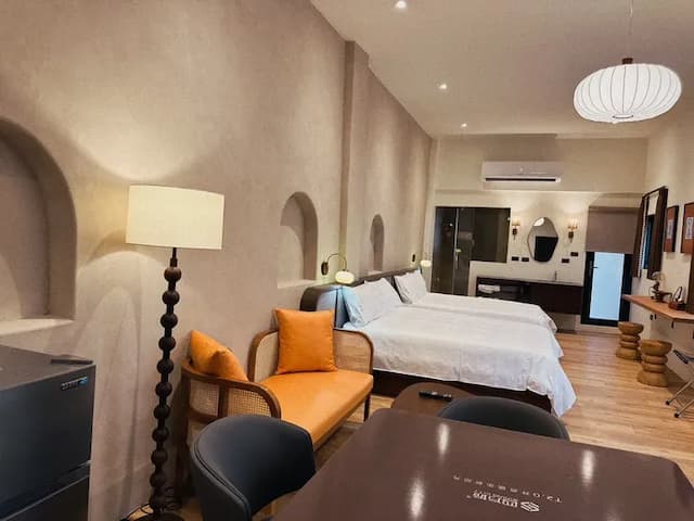 Spring Stay Inn-Deluxe Quadruple Room (Mahjong)-1