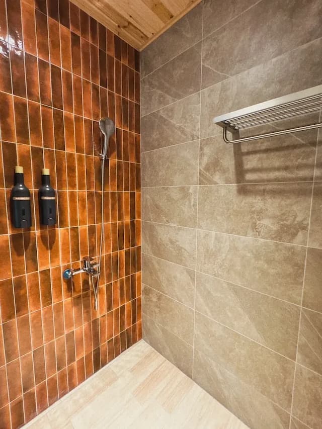 Spring Stay Inn-Deluxe Double Room (Terrace)-8