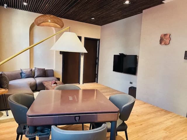 Spring Stay Inn-9-person package-4