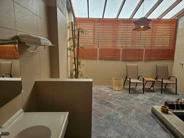 新月塢溫泉 Mikatsuki Tani｜獨家9折起！尖石溫泉、可愛動物區-【湯屋】標準雙人房-6