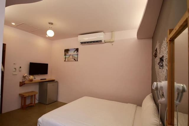 墾丁自遊行｜免費停車、洗烘衣設備-205豪華二人房-3