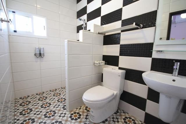 墾丁自遊行｜免費停車、洗烘衣設備-303二人房-6