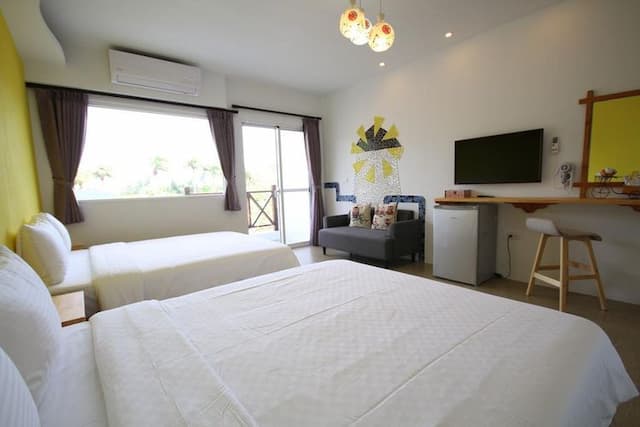 墾丁自遊行｜免費停車、洗烘衣設備-302景觀四人房-2