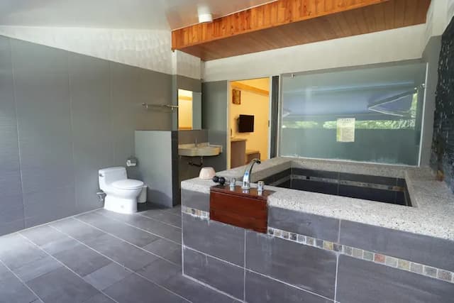 新月塢溫泉 Mikatsuki Tani｜獨家9折起！尖石溫泉、可愛動物區-【湯屋】標準雙人房(半露天風呂)-6