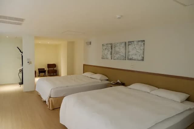 新月塢溫泉 Mikatsuki Tani｜獨家9折起！尖石溫泉、可愛動物區-【湯屋】豪華四人房-7