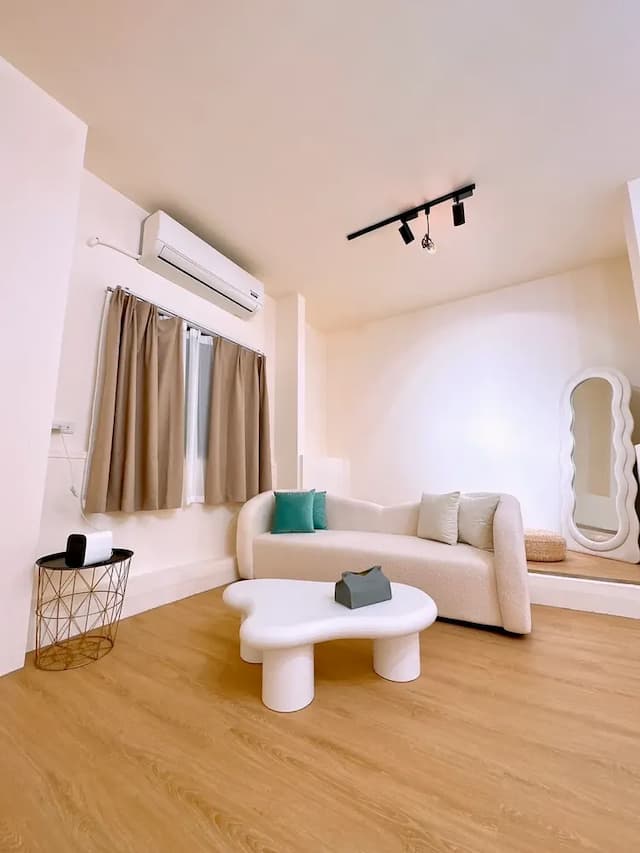 Homiday-Have a good sleep ~ Suite 303 for four people ~ Two minutes' walk from Puli Guoguang Bus Terminal. It is very convenient to take a bus to Cingjing Farm and Sun Moon Lake. Self-service check-in-7