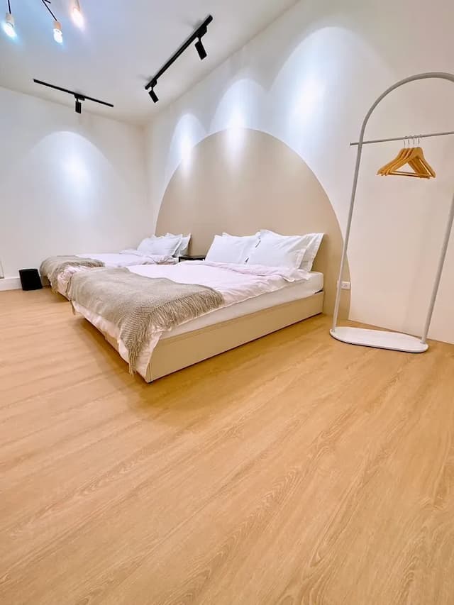 Homiday-Have a good sleep ~ Suite 303 for four people ~ Two minutes' walk from Puli Guoguang Bus Terminal. It is very convenient to take a bus to Cingjing Farm and Sun Moon Lake. Self-service check-in-4