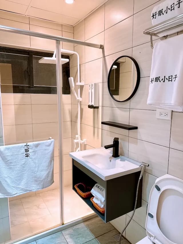 Homiday-Have a good sleep ~ Quadruple room 302, double room available on weekdays, 2 minutes' walk from Guoguang Passenger Transport Puli Station, self-service check-in-5