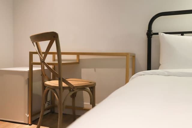 漫映旅舍-高級單人房-8