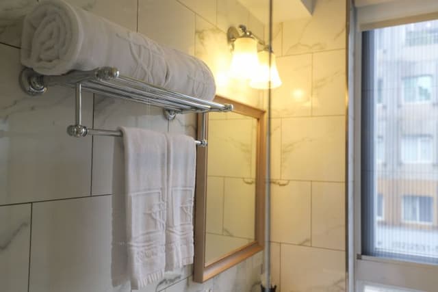 漫映旅舍-豪華雙人房-8