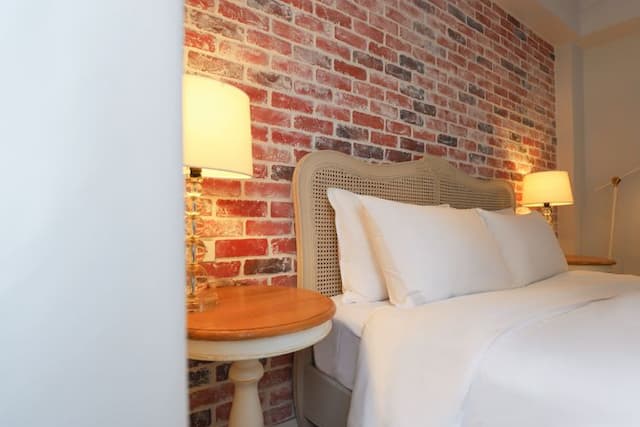 漫映旅舍-豪華雙人房-5