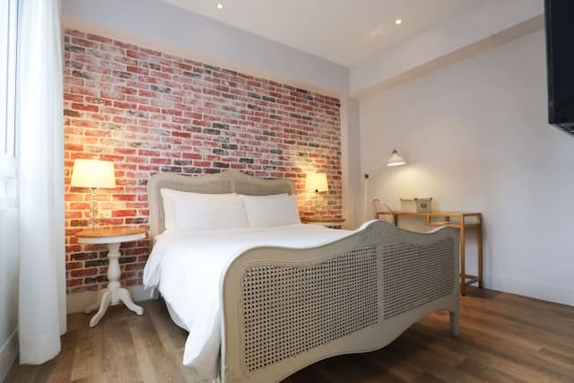 漫映旅舍-豪華雙人房-3