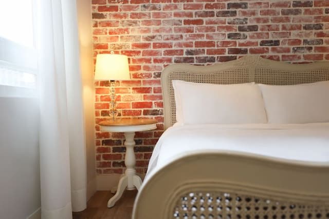 漫映旅舍-豪華雙人房-2