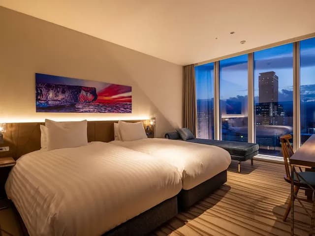 【ツイン】25～26平米／シンプルで機能的なツインルームは様々なシーンでご利用いただけます