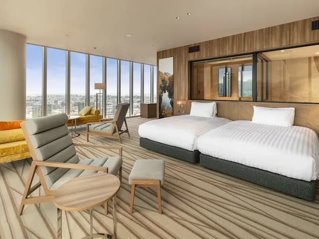 【コーナースイート】68平米／4室限定の高層階スイート。旅の疲れを癒す眺望をお愉しみいただけます