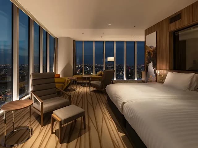 【コーナースイート】68平米／4室限定の高層階スイート。旅の疲れを癒す眺望をお愉しみいただけます