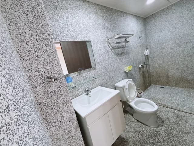 套房一樓（獨立衛浴）