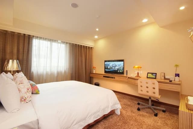 Changhong Fashion Hotel-Luxury Double Room - No Breakfast-1
