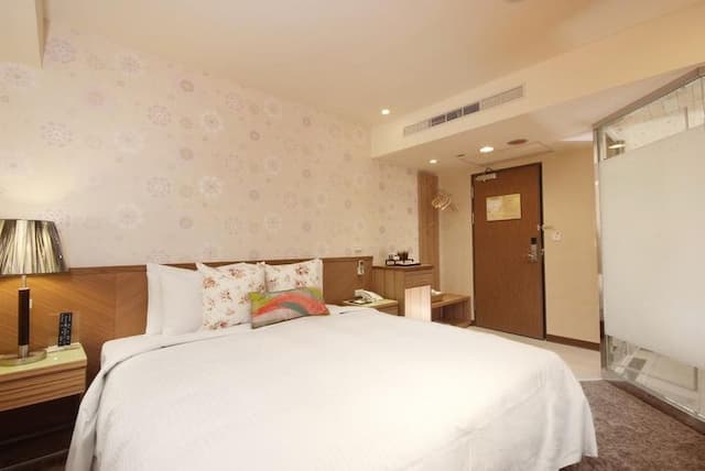 Changhong Fashion Hotel-Economy Double Room (No Window) - No Breakfast-2