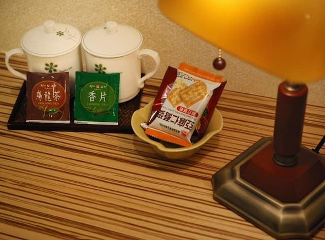 Changhong Fashion Hotel-Economy Double Room (No Window) - No Breakfast-8