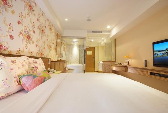 Changhong Fashion Hotel-Deluxe Double Room - No Breakfast-3