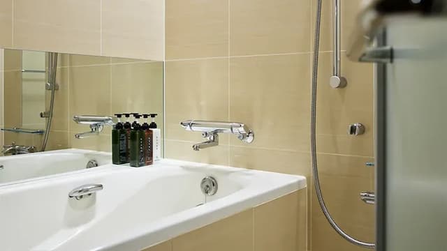 三井花園飯店 大阪普米爾｜中之島美術館步行4分/渡邊橋站步行4分-<Premier Floor>高級大床房（River view）[禁菸]｜可帶不佔床兒童(0-5歲) 1位【不挑房】-3