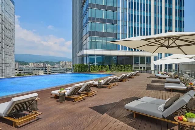 【高鐵假期】 台北漢來大飯店2日自由行-【常態促銷】- 精緻客房(1大床-含早)-2