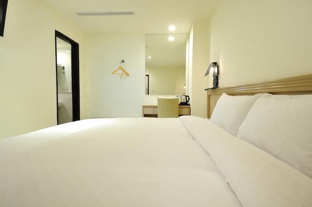 安可旅店-經濟雙人房-2