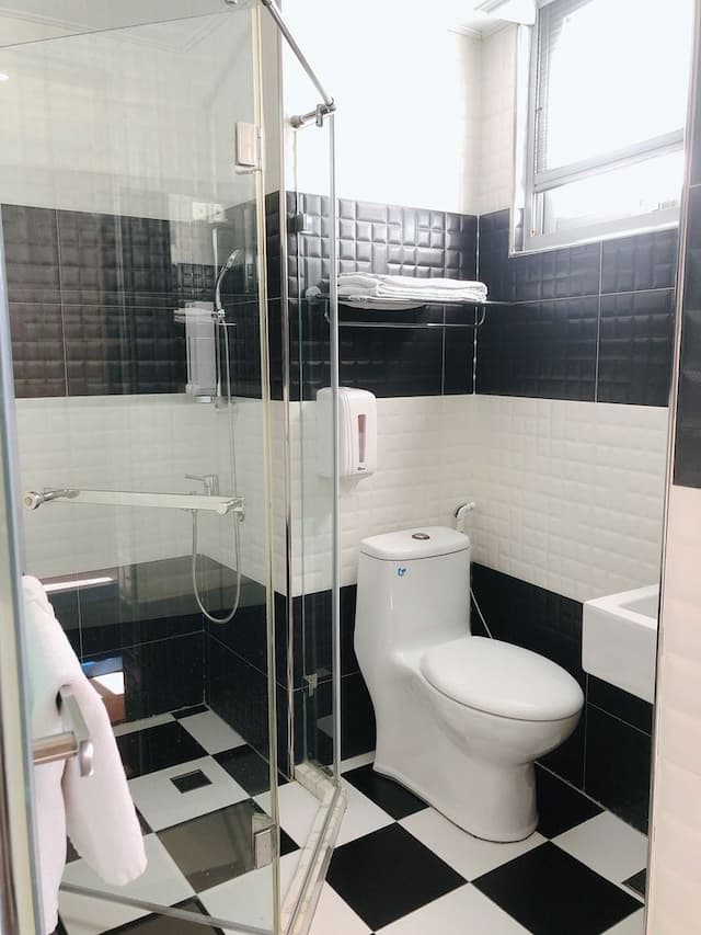 郡象商旅｜提供特約停車場券、緊鄰海安路/河樂廣場-標準雙床房-5