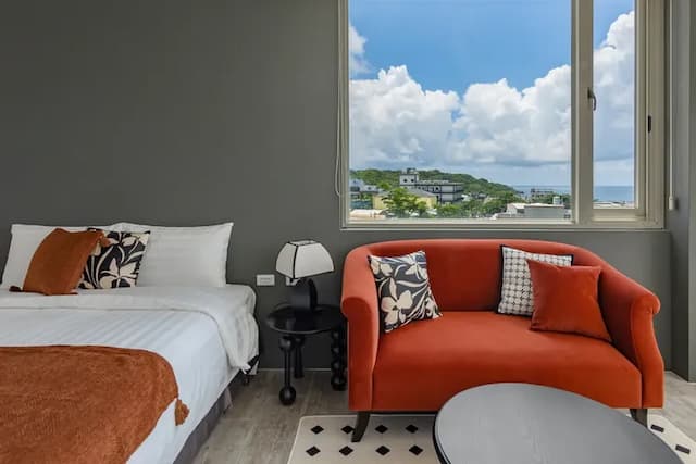 Sunset Mu Style Inn-Deluxe Double Room with Balcony and Sea View-6