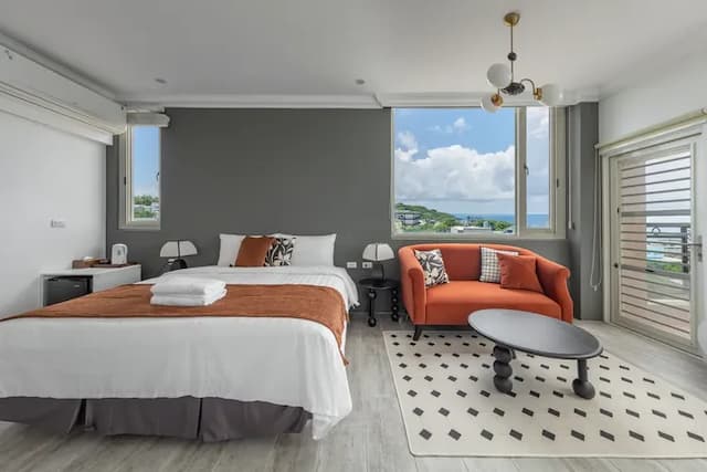 Sunset Mu Style Inn-Deluxe Double Room with Balcony and Sea View-4