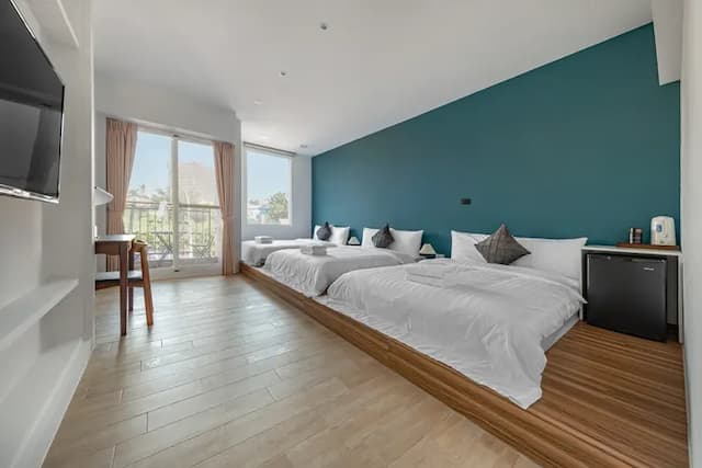 Sunset Mu Style Inn-Family Suite with Balcony-1