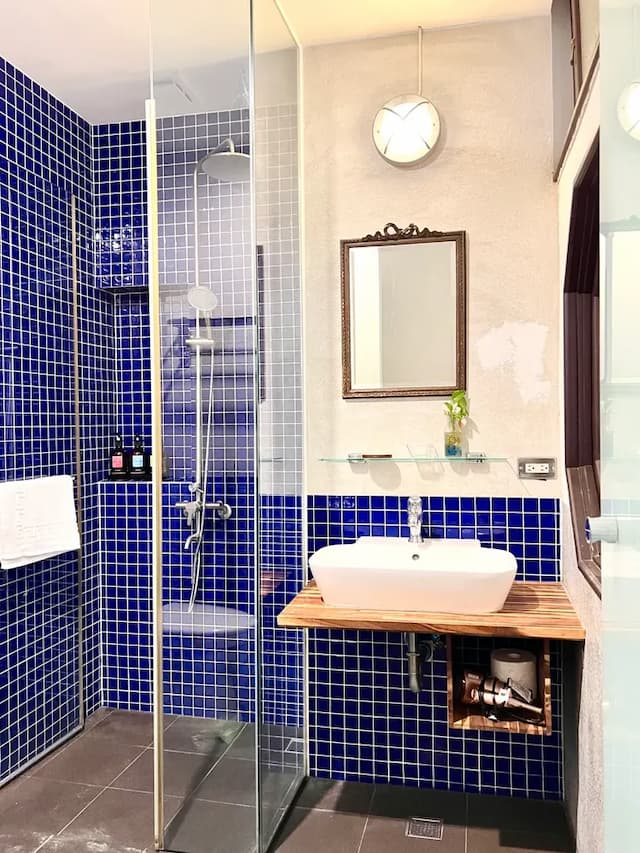 Hour roots-Style Double Room-7