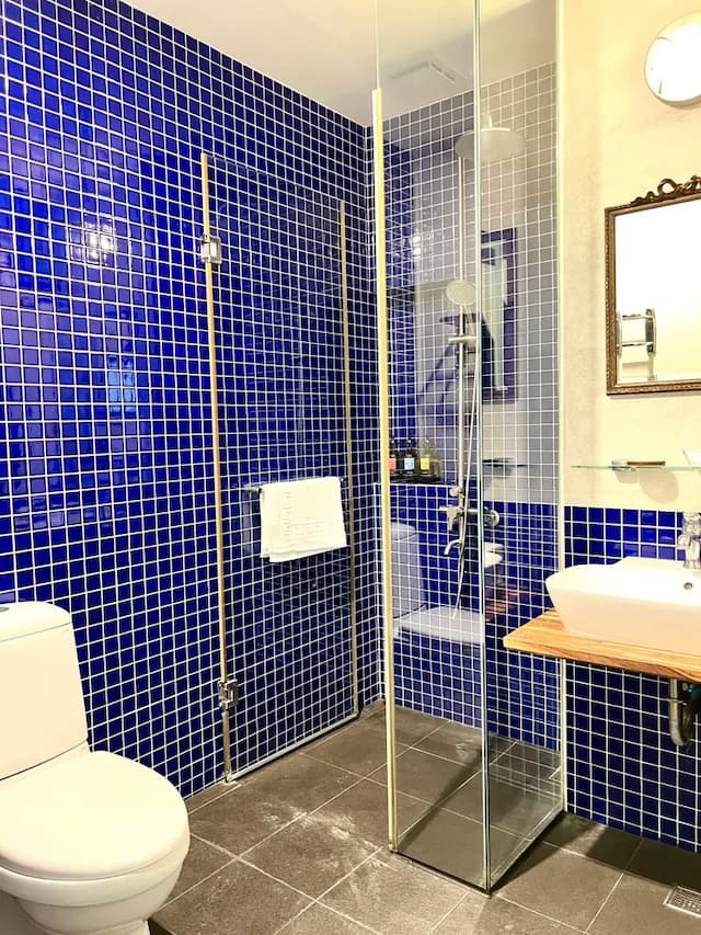 Hour roots-Style Double Room-6