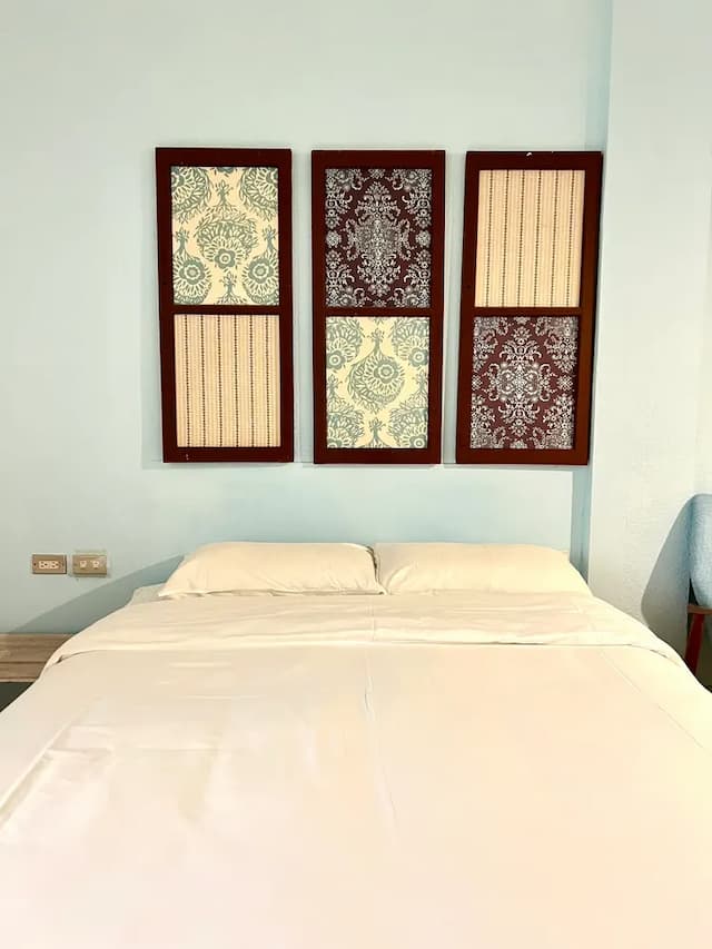 Hour roots-Design Double Room-1