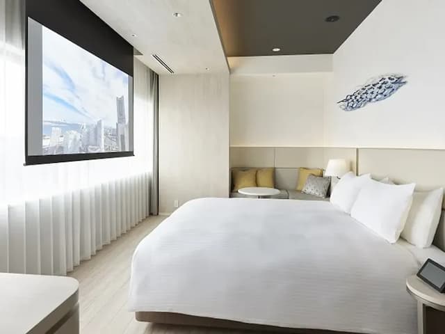 デラックスクイーン（プロジェクター付）