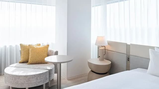 三井花園飯店 橫濱港未來普米爾｜露天泳池/港灣未來站步行4分-豪華角隅特大雙人床房｜可帶不佔床兒童(0-5歲) 1位【不挑房】-2