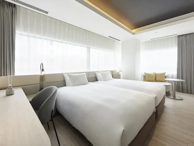 デラックスコーナーツイン