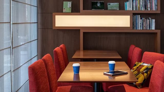 三井ガーデンホテル札幌-Moderate Queen Room for 2 Persons (Smoking)｜お子様（0～5歳）1名様まで添い寝可能【お部屋選択不可】-3