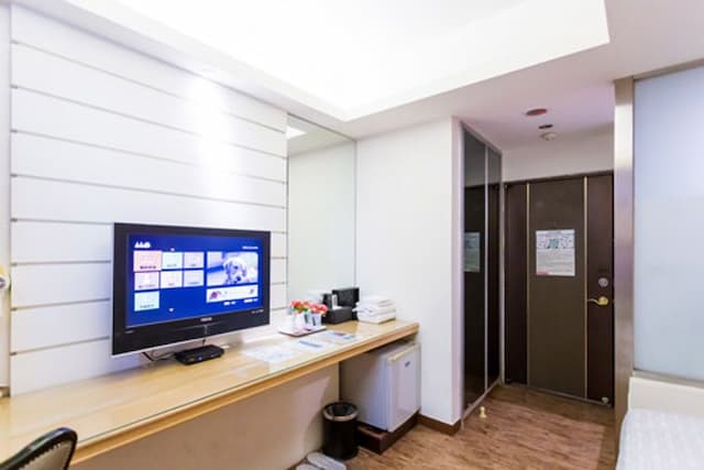 新崛江商旅-商務雙床房-5