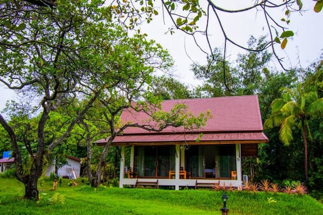 Double Bungalow with Fan