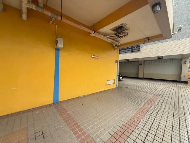 Lisa motel-business family room-12